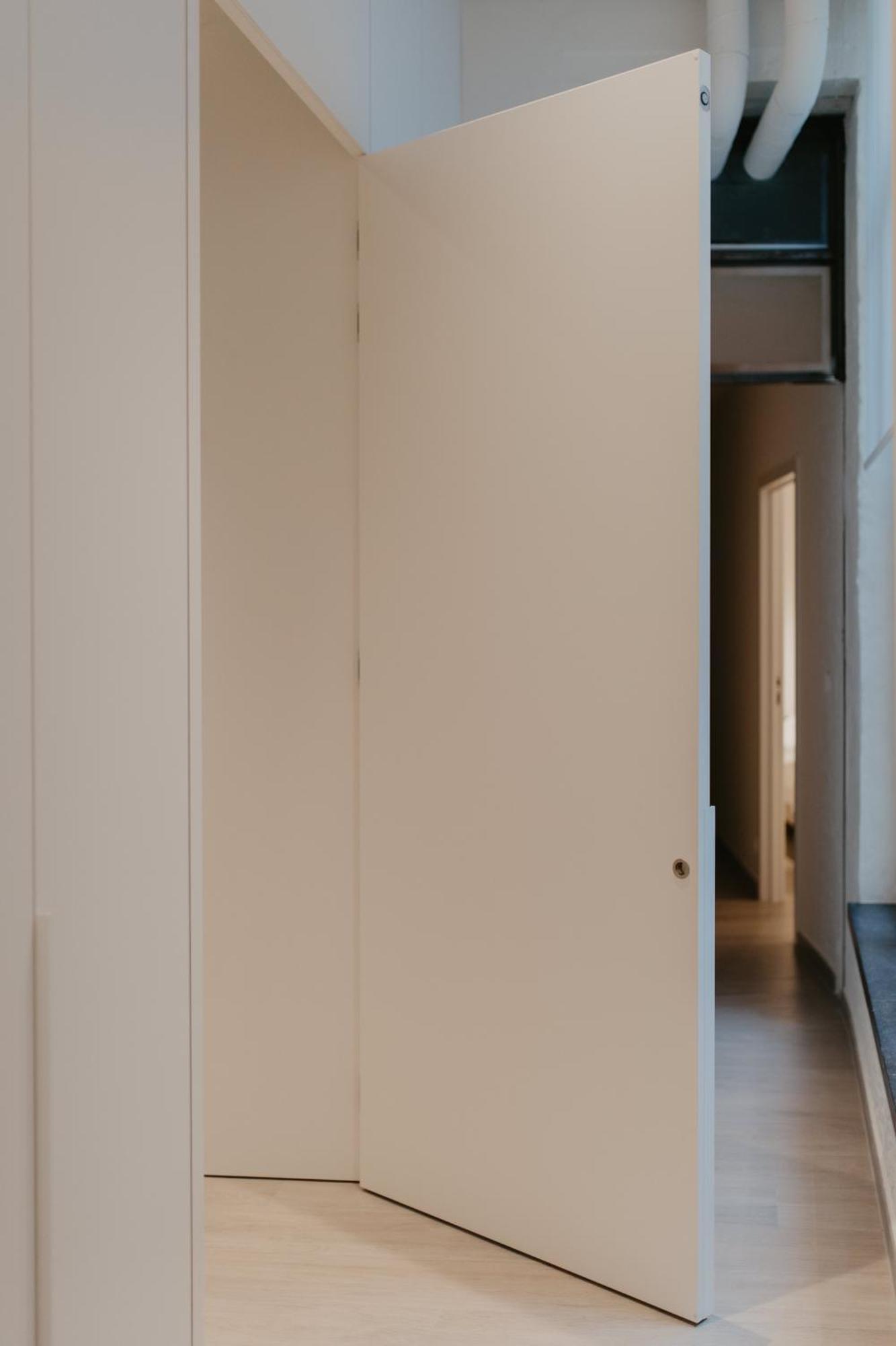 Blue Bird Residence Antwerpen Buitenkant foto